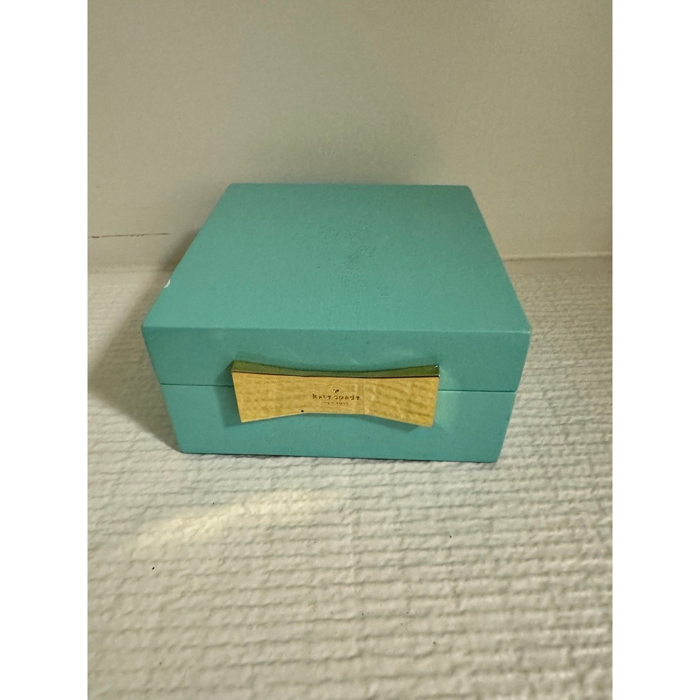Kate spade Tiffany blue lacquer jewelry box
